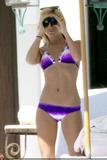 th_22865_Ashley_Tisdale_Vacation_in_Cabo_San_Lucas_November_16_2009_006_122_476lo.jpg