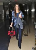 th_78731_VictoriaJustice_ArrivesintoLAXAirportinLosAngelesSeptember252011_By_oTTo4_122_497lo.jpg