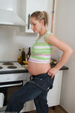 Nadia - Pregnant 1w6gil3etml.jpg