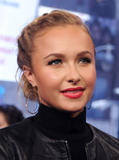 http://img120.imagevenue.com/loc869/th_87134_Hayden_Panettiere_-_MTV-TRL_020908_01_122_869lo.jpg